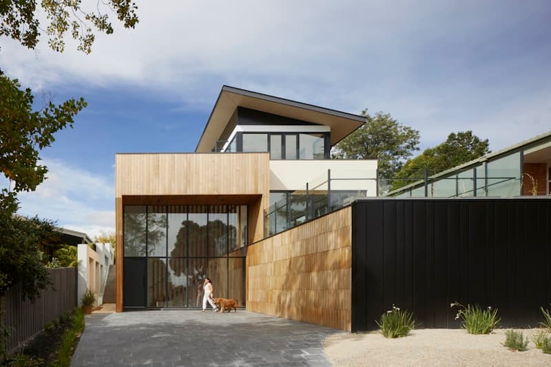 Modern energy-efficient windows installed by Expert Glass Repair in a DMV-area home